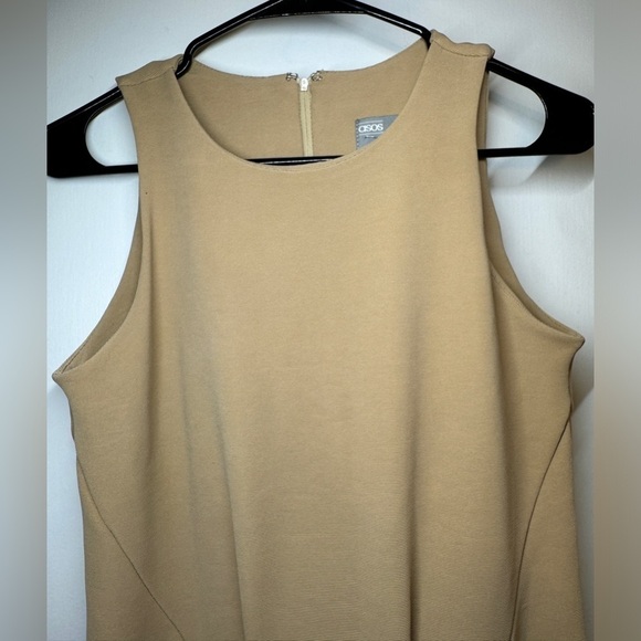 ASOS Nude Beige Sleeveless Shift Cocktail Semi Formal Dress Size 2 - Picture 2 of 12